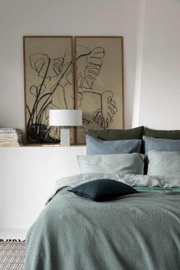 Artwork in bedroom : MFCH French Bedroom Design Inspiration