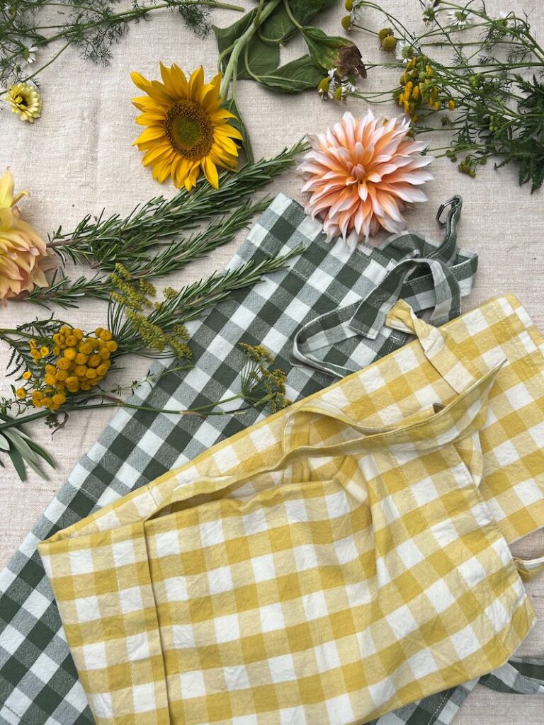 Gingham Apron - MFCH Boutique French Products