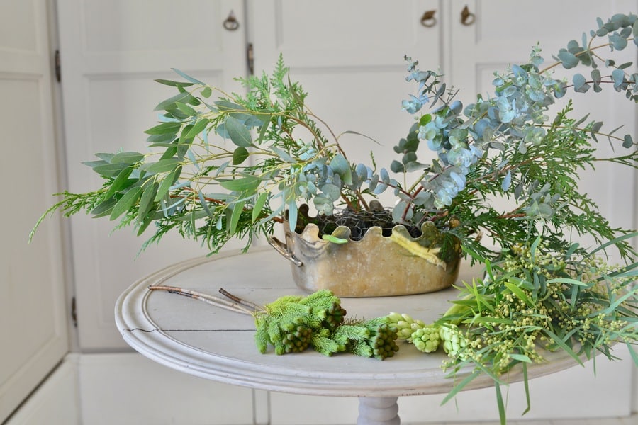 foliage being prepped -Spring tablescape