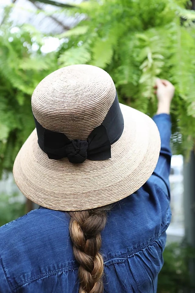 anthropologie straw hat with bow garden party